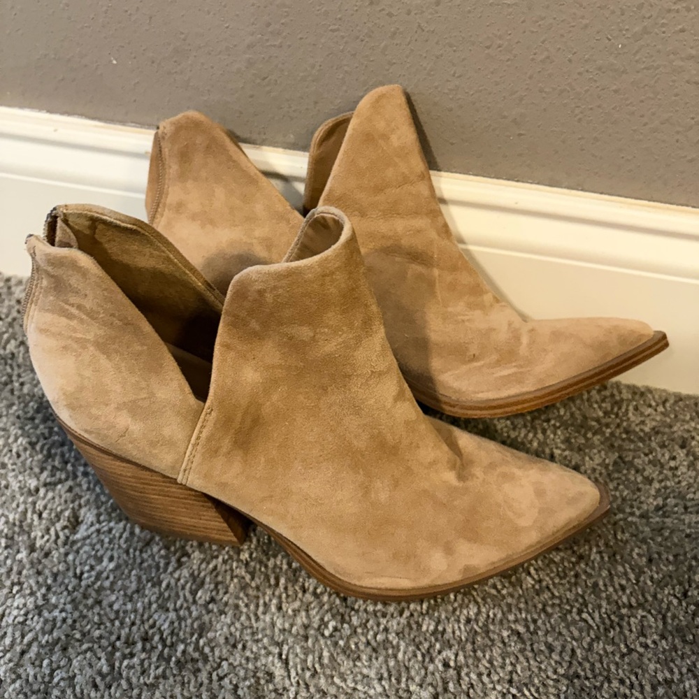 Steve Madden Tan Suede Ankle Booties